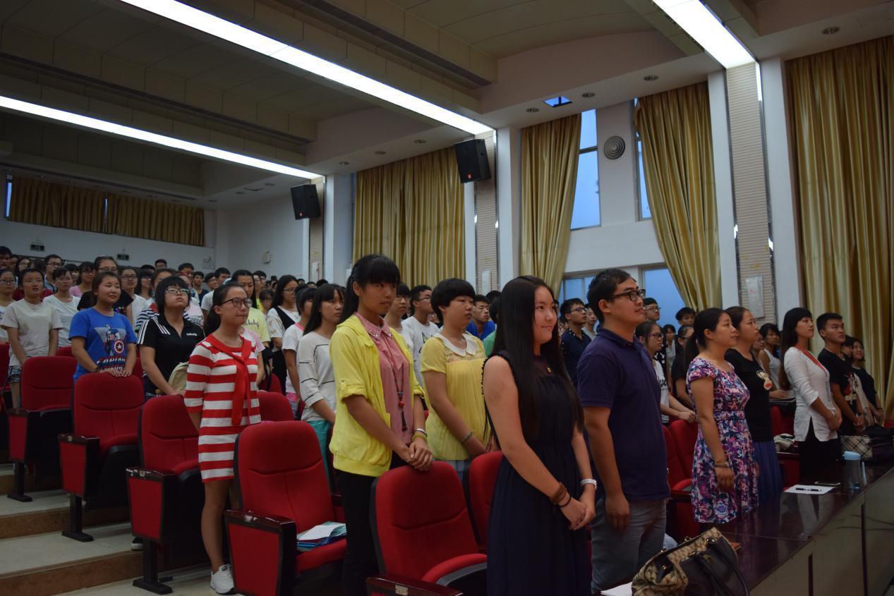 化学与化工学院举行2015级新生开学典礼     