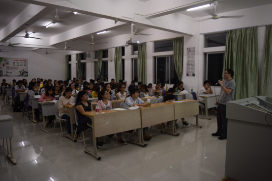 化学与化工学院成功举办考研经验交流会