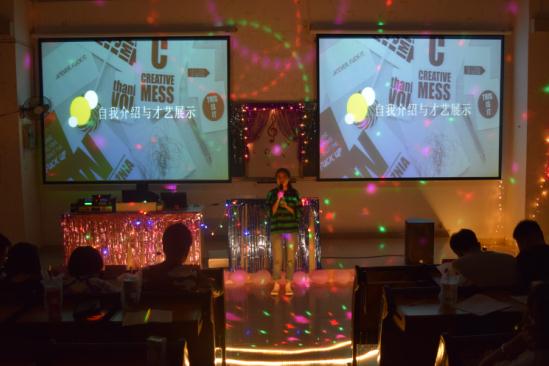 青年之声·化学与化工学院举办十佳歌手大赛初赛