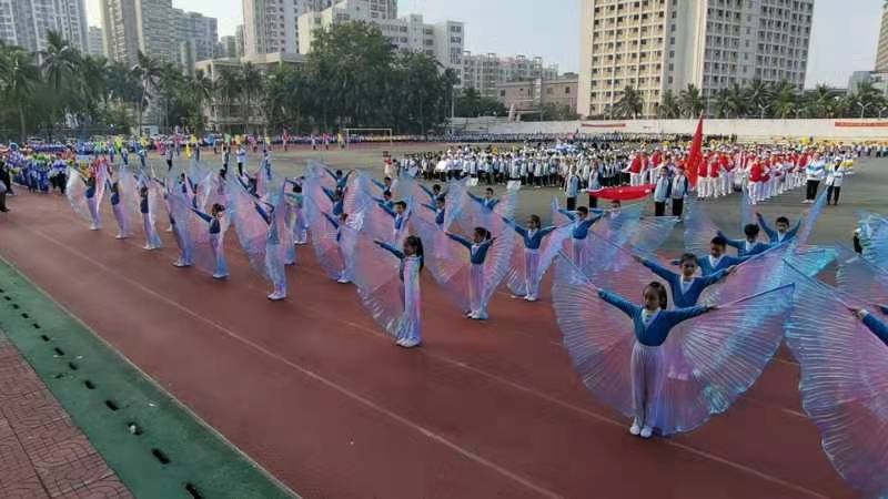 趣味运动我快乐，健体强国我能行――星空游戏官方实验小学第二届体育艺术节