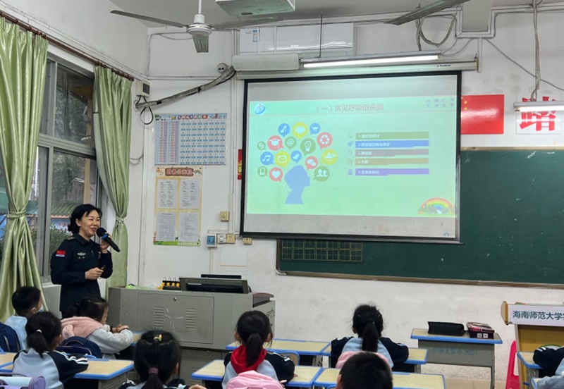 健康教育进校园 守护健康伴成长――星空游戏官方附属小学开展健康教育宣传活动