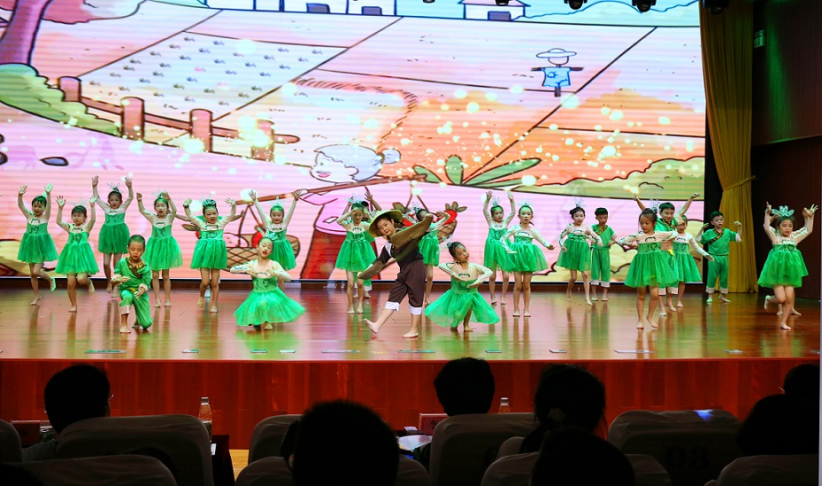 星空游戏官方实验小学喜迎中国共产党百年华诞暨庆“六一”国际儿童节文艺汇演