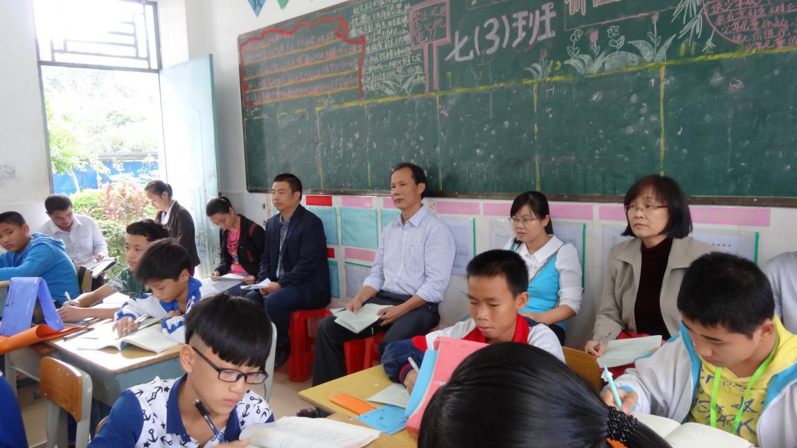 数学与统计学院2014年顶岗支教巡查活动