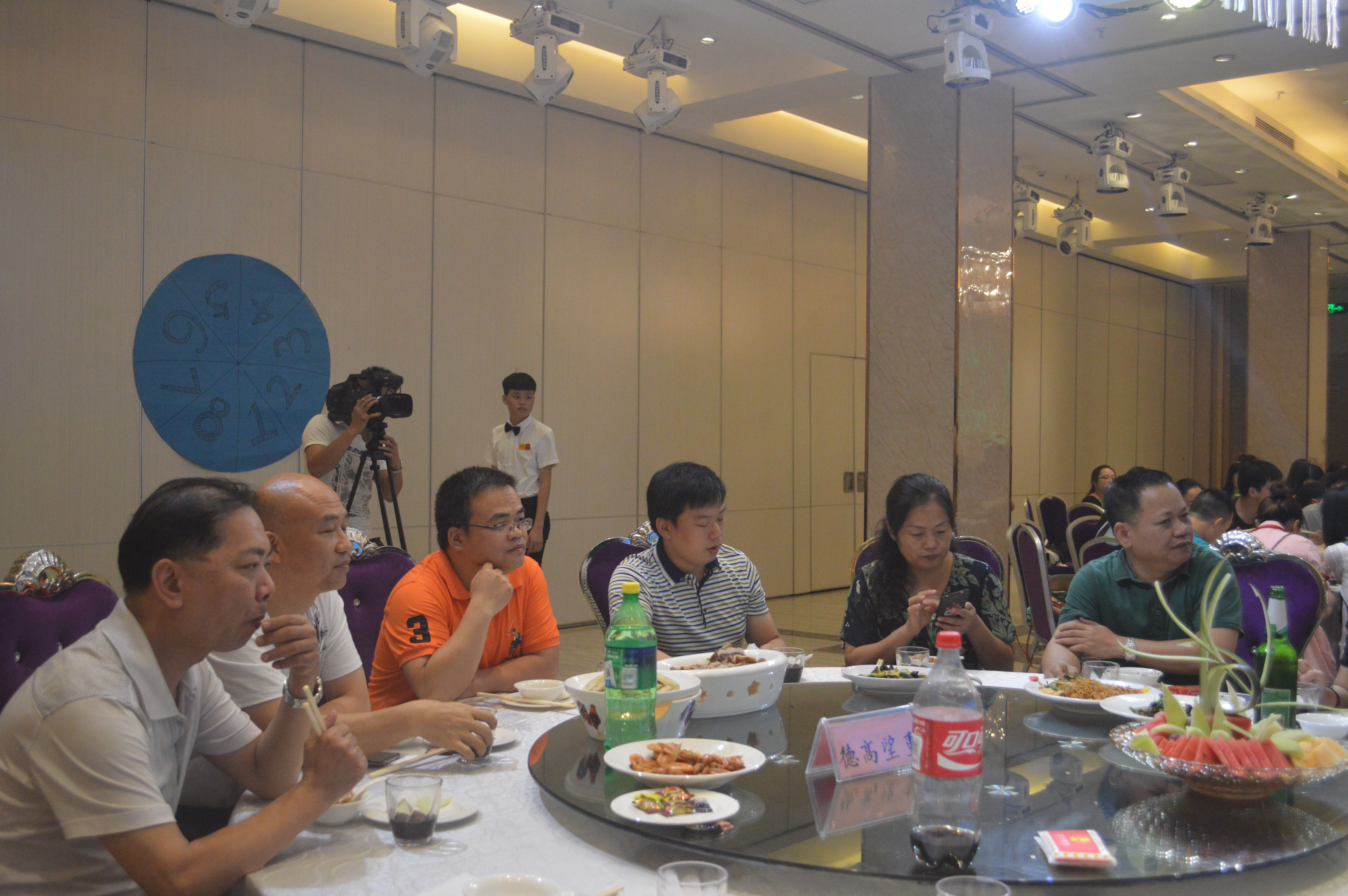 不再见——记星空游戏官方数统学院2018届毕业酒会