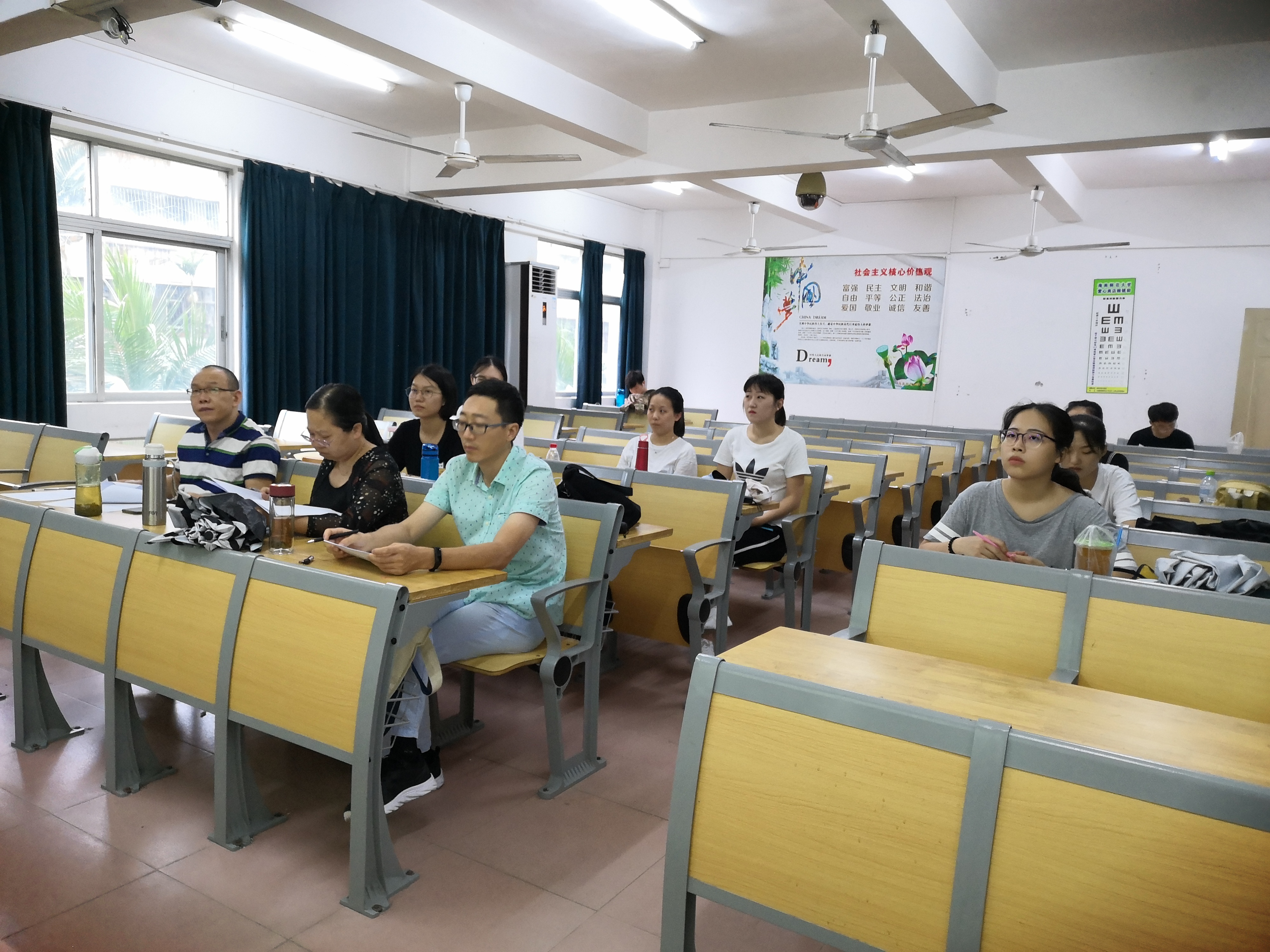 数学与统计学院举办教育硕士专业教学技能比赛