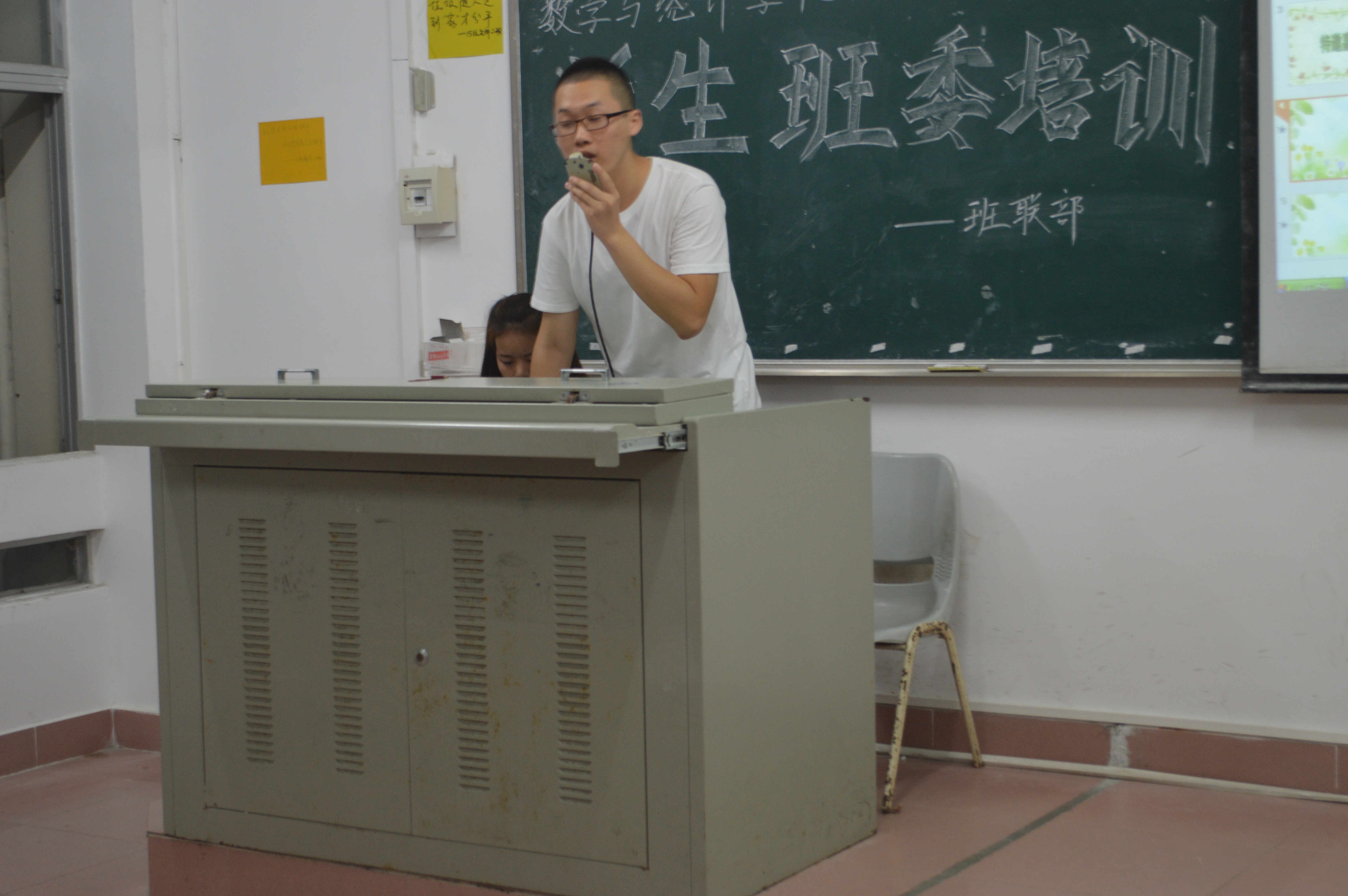 标杆塑造，人才培养——记数学与统计学院新生班委培训活动