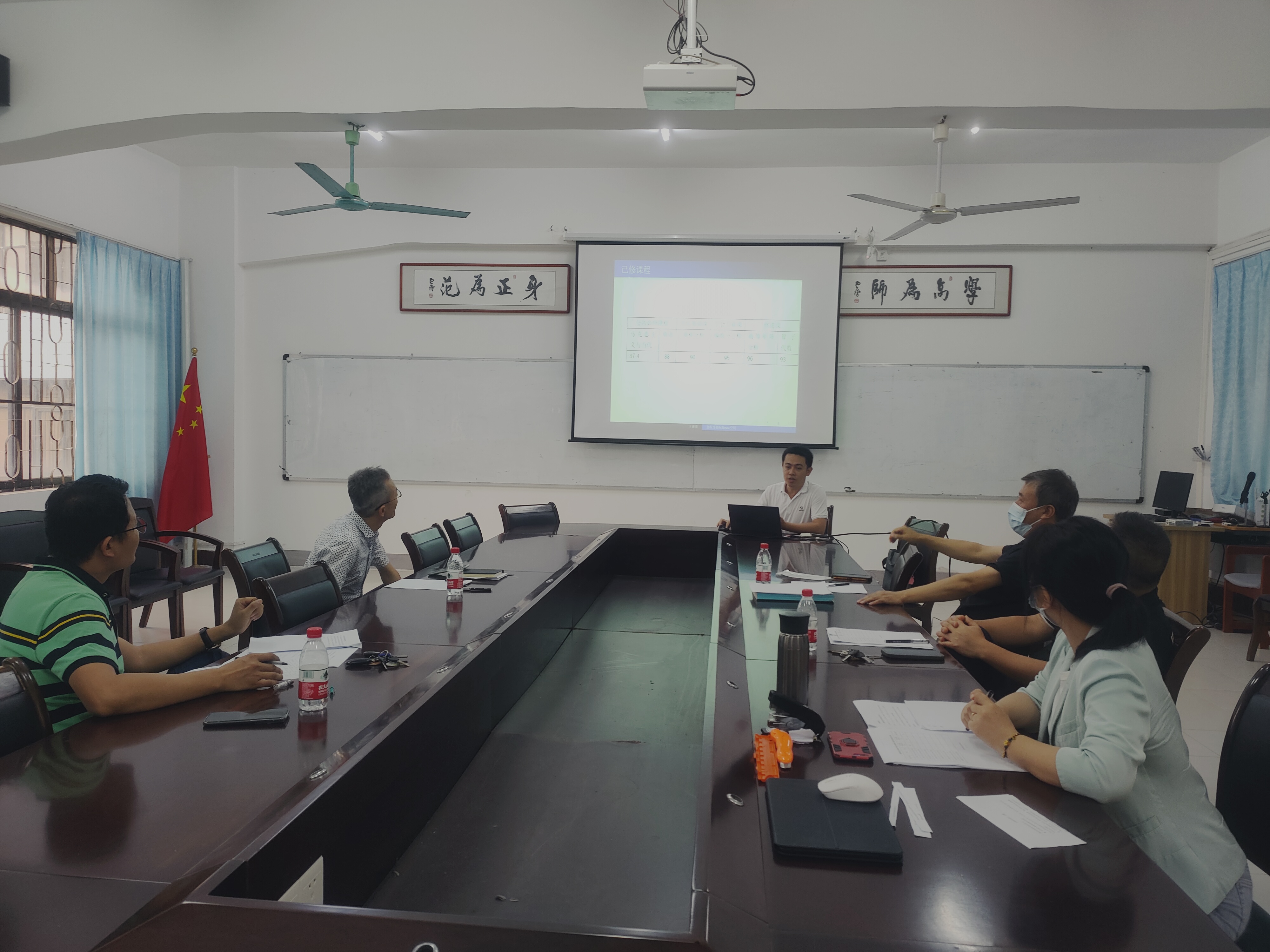 星空游戏官方数学与统计学院举行2022级博士研究生博士资格考试