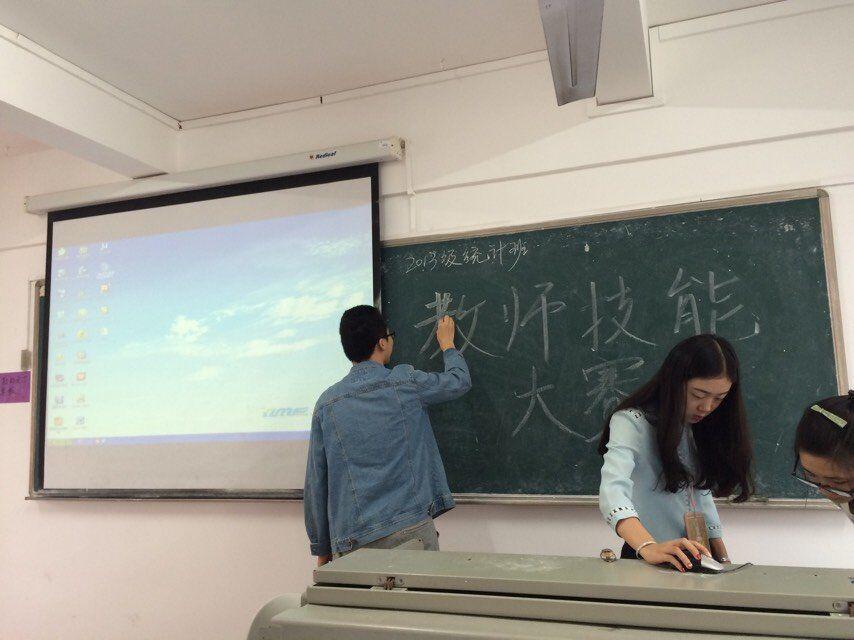 铸剑初成 以探锋锐