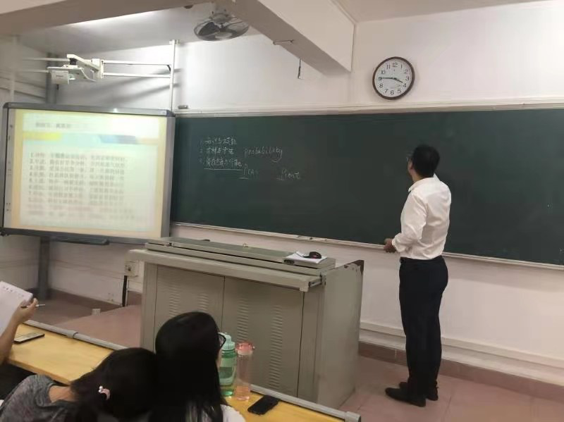 优秀校友张志强老师返校作讲座