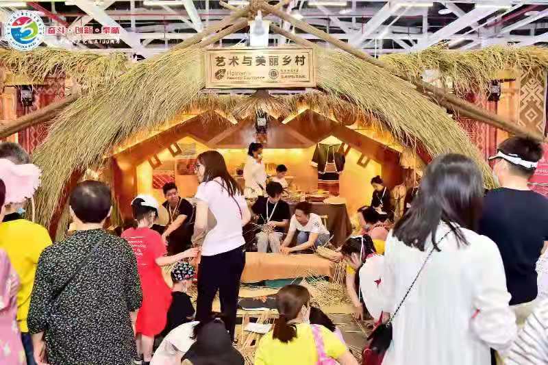 全国第六届大学生艺术展展演活动中美术学院喜获佳绩