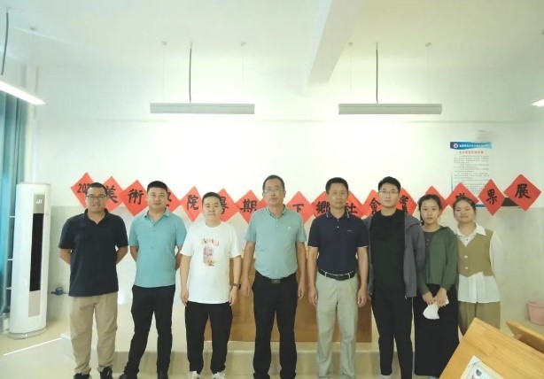 椰苗计划，“艺”启同行——“用双脚丈量土地，用知识传播希望”