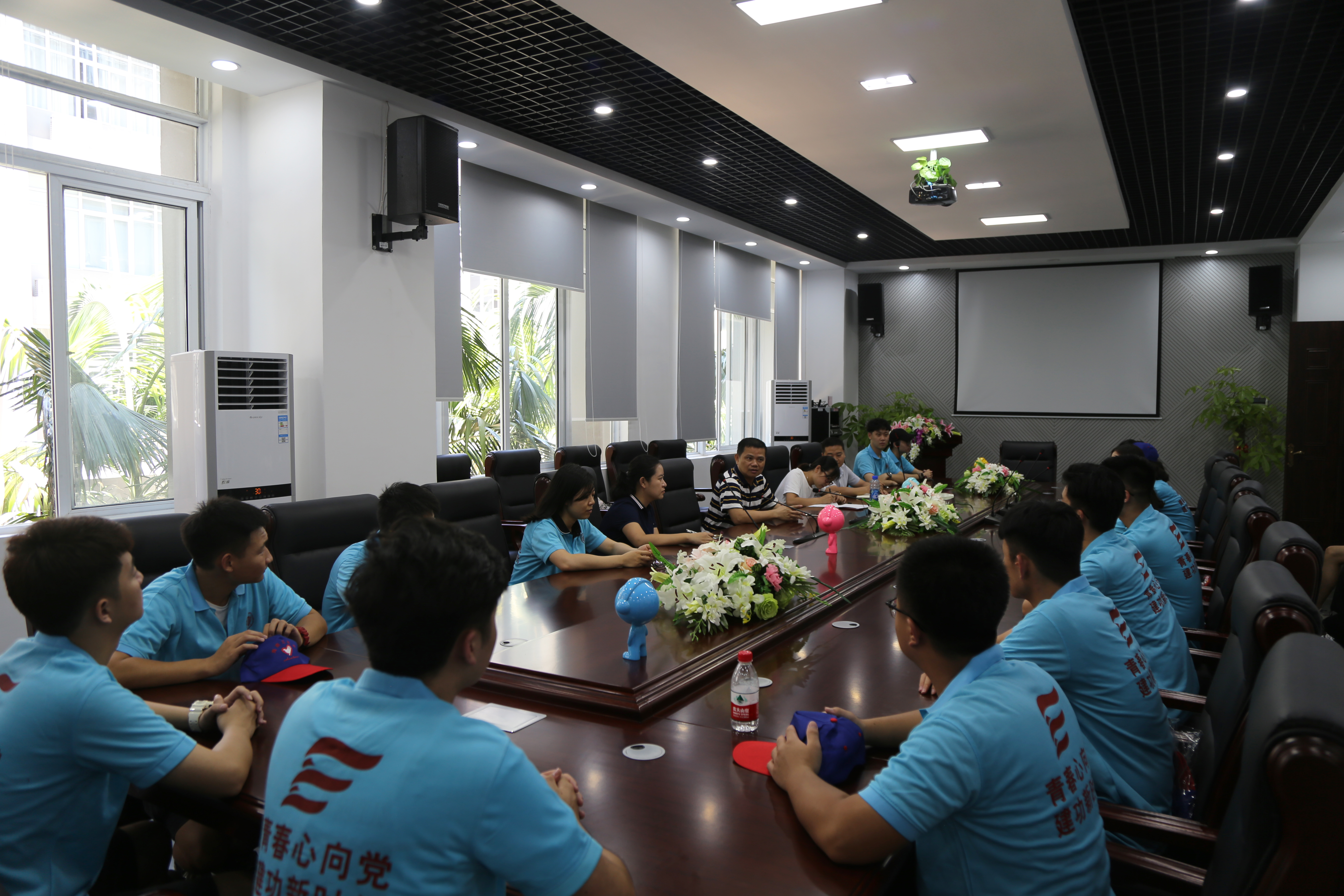 美术学院举办2019年暑期“三下乡”社会实践活动启动仪式