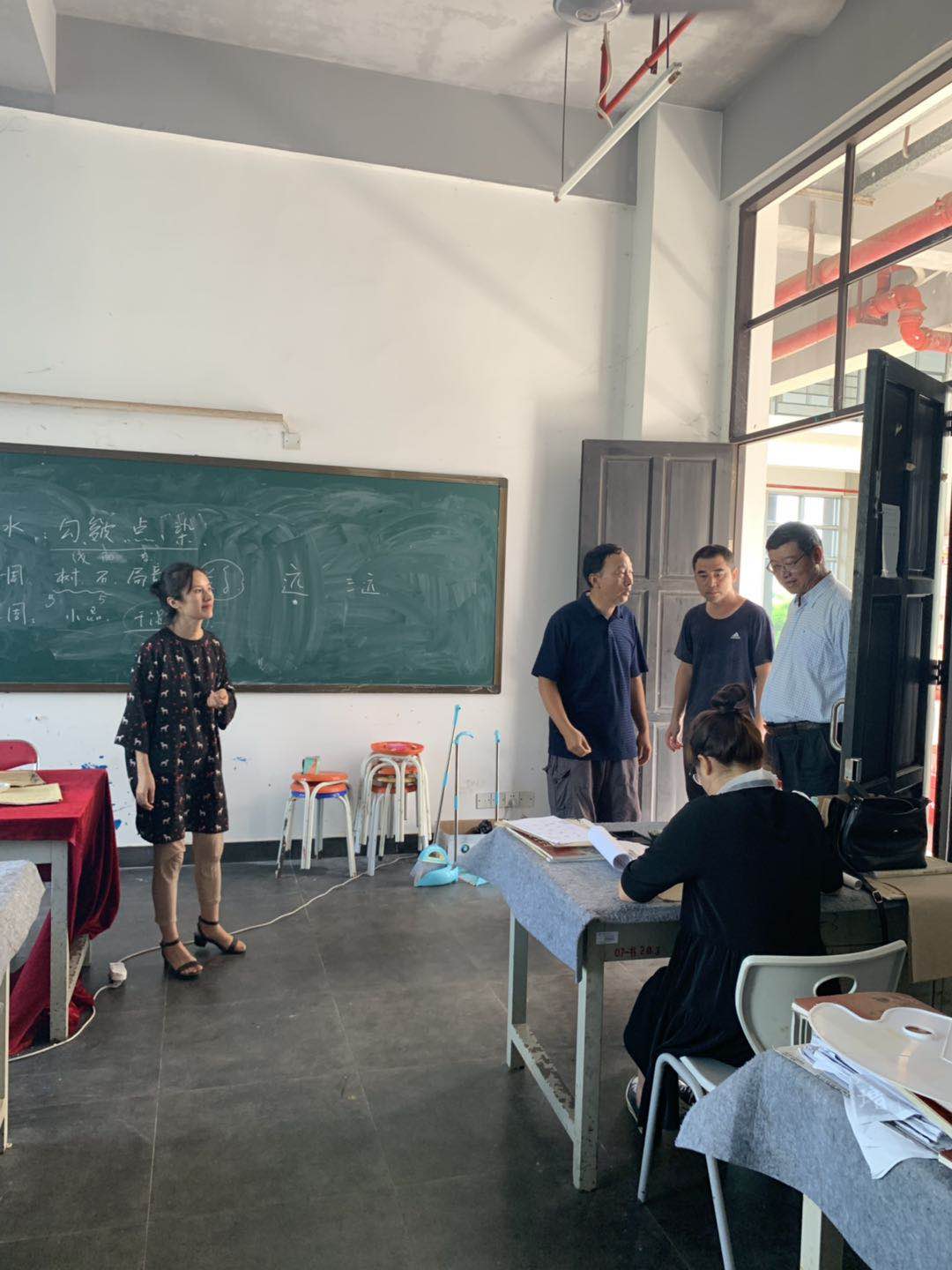 林强校长到美术学院调研