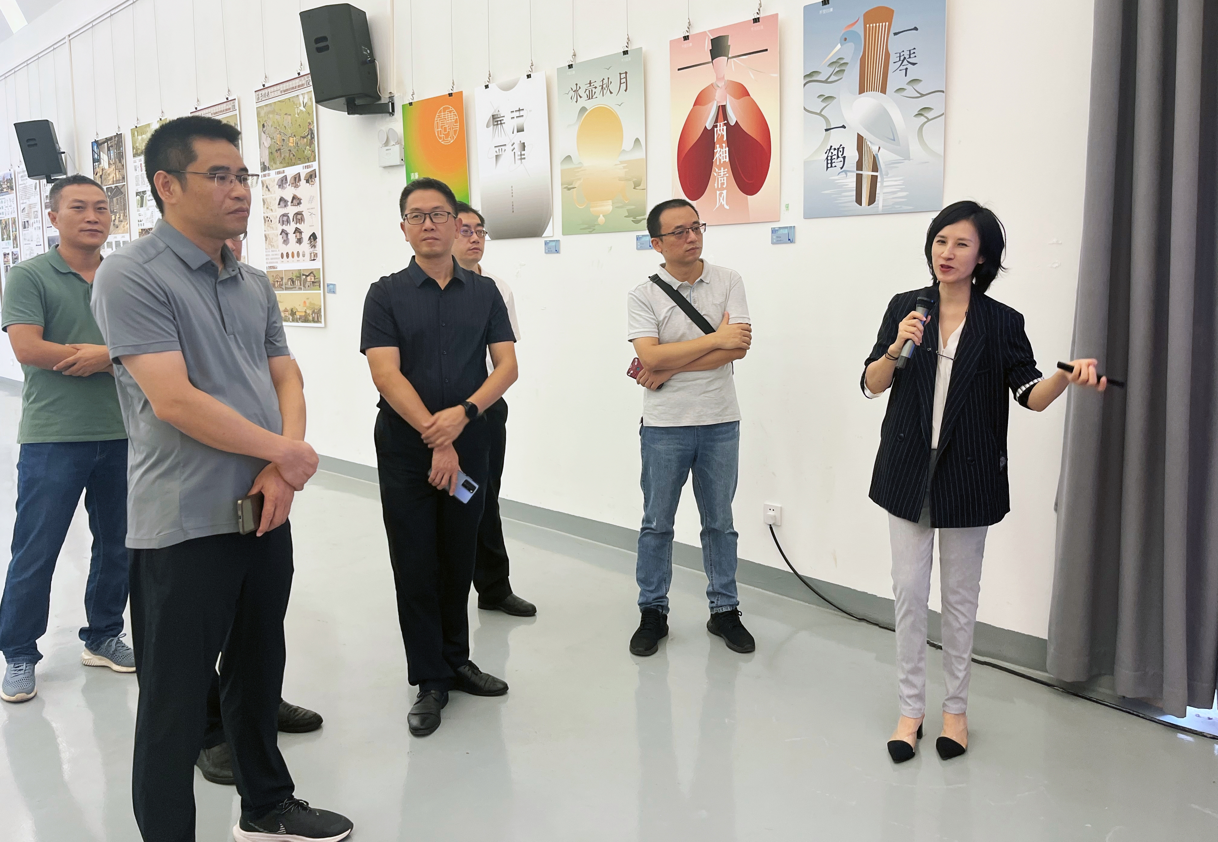 星空游戏官方廉洁文化作品展在美术馆开幕