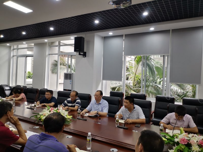 李森副校长一行到美术学院调研