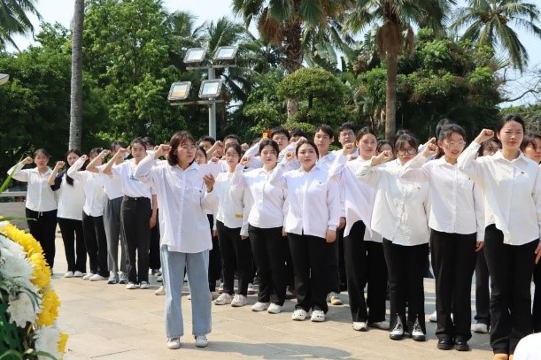 “传承英烈精神，牢记使命担当”主题教育活动