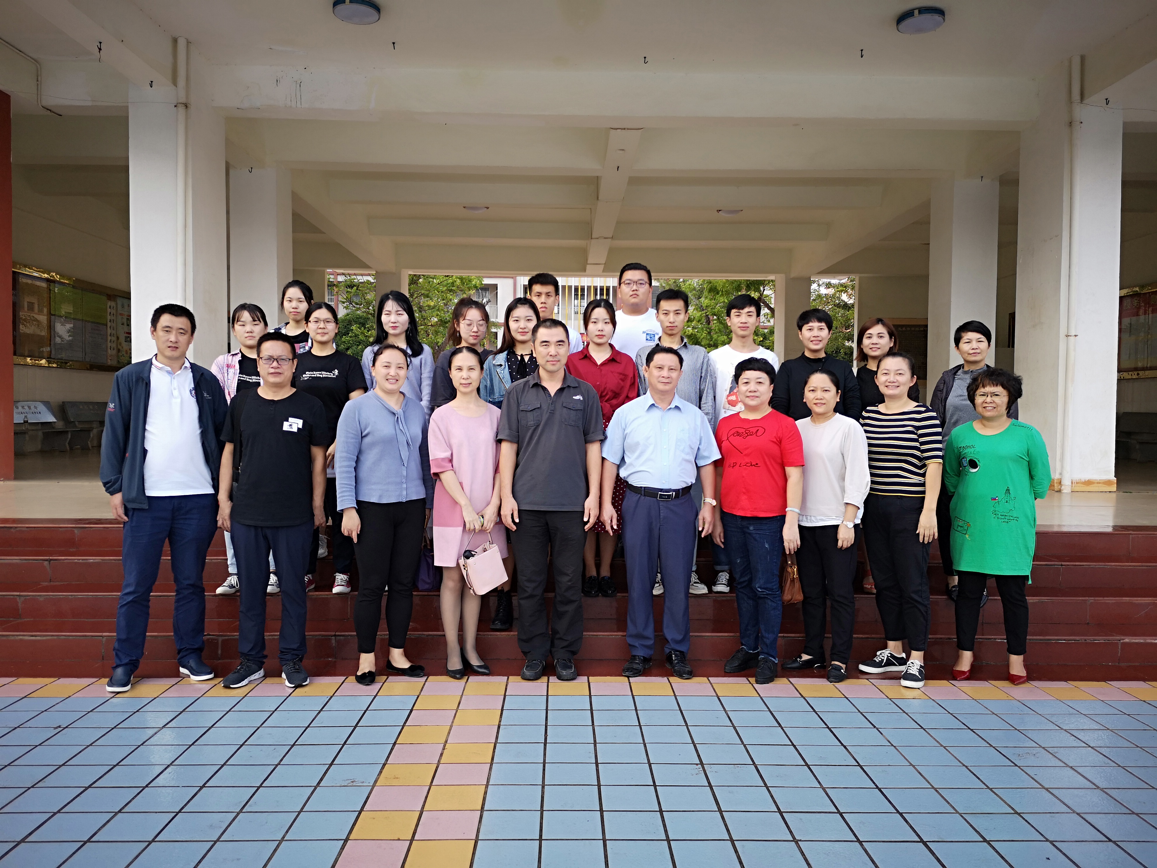 美术学院开展2016级美术学、书法学专业学生毕业实习检查工作