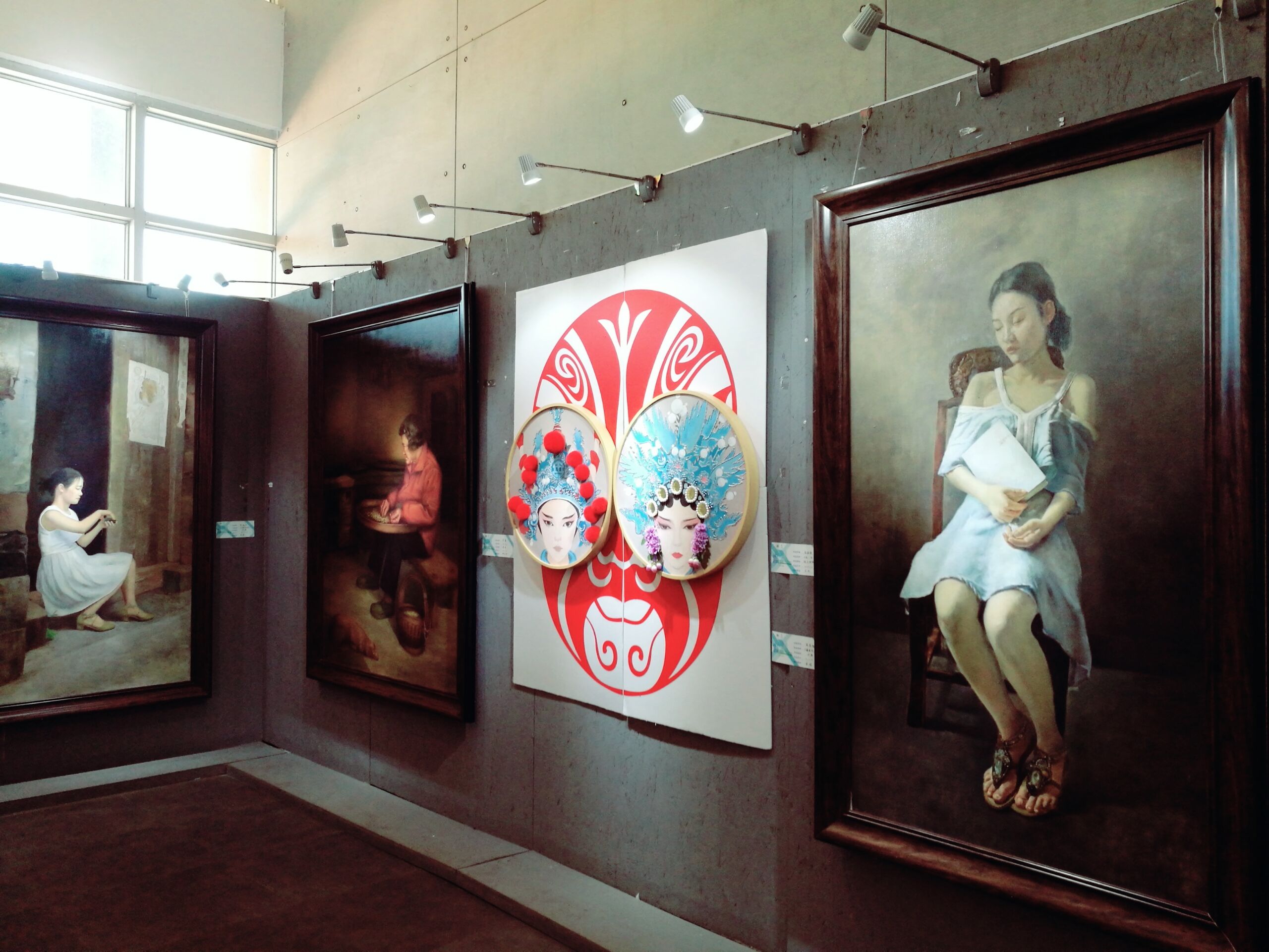 2018星空游戏官方“美术学院毕业作品展”开幕