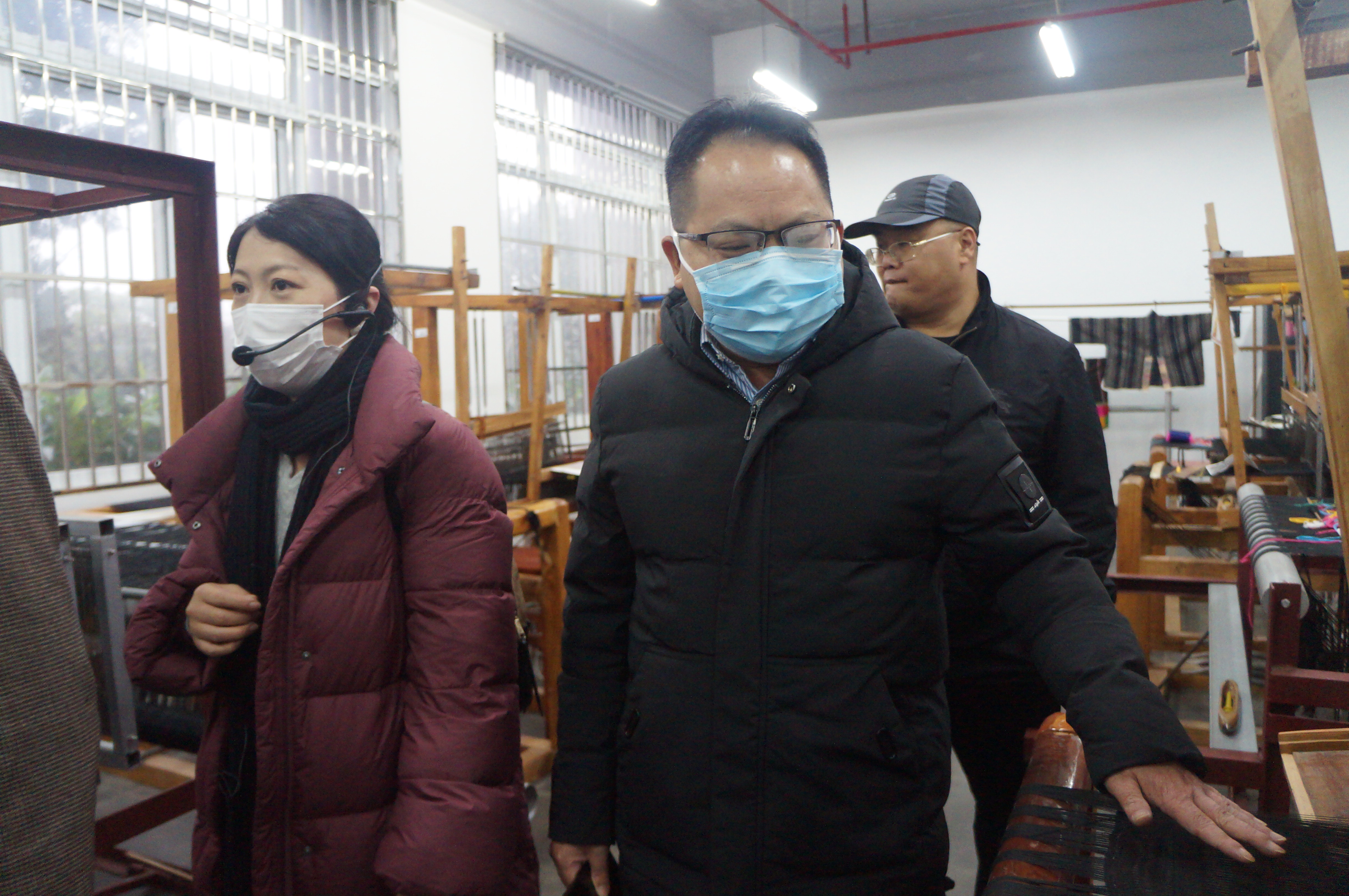 星空游戏官方省级特色重点学科——美术学  教育厅评估专家组到我院进行评估验收实地考