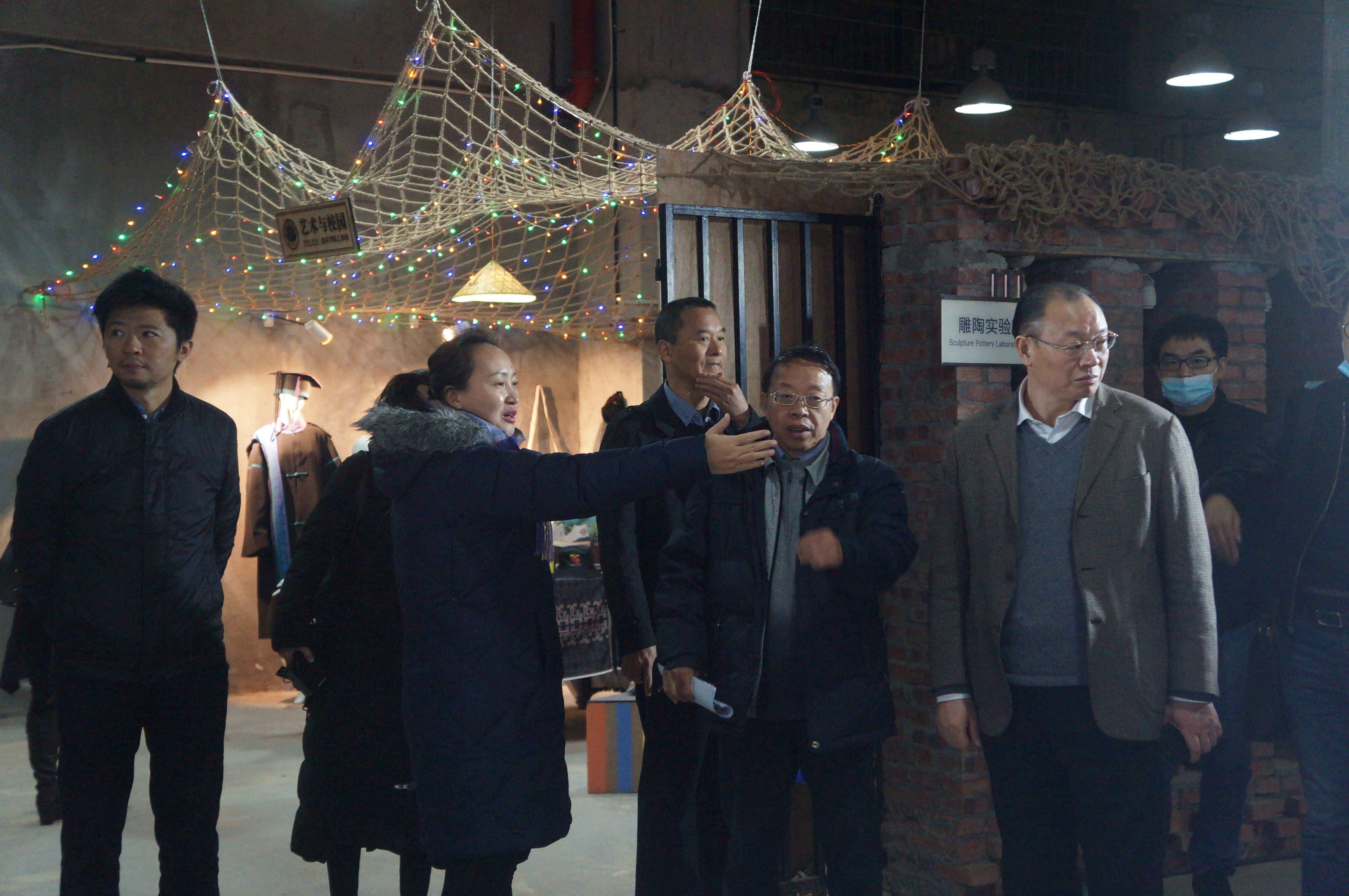 星空游戏官方省级特色重点学科——美术学  教育厅评估专家组到我院进行评估验收实地考