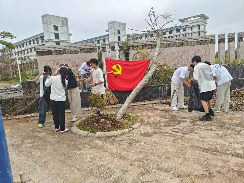 戮力同心，迎“风”而行 ——美术学院推进台风灾后恢复工作