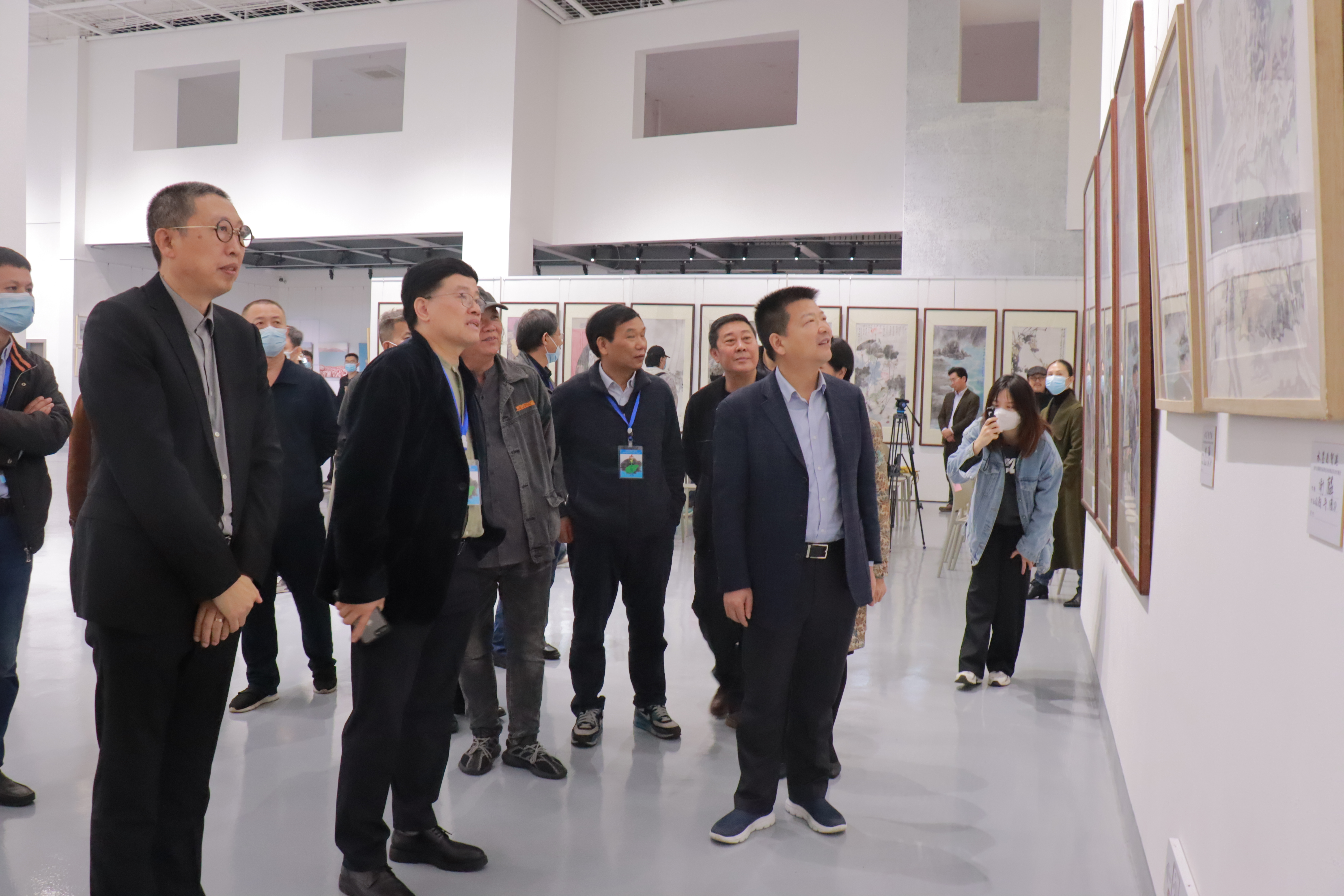 水墨·自贸港——当代全国著名画家走进海南采风创作、展览交流会在我院美术馆