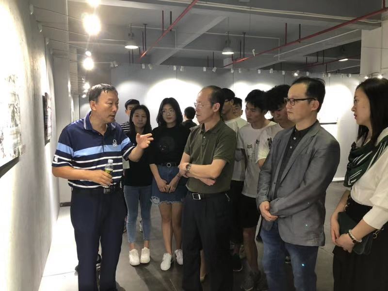 韩国群山大学高锡仁教授来美术学院开展学术交流活动