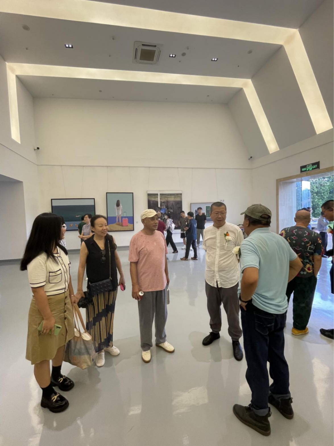 美术学院2022届艺术硕士毕业生叶祝川、孙司维油画作品展开幕