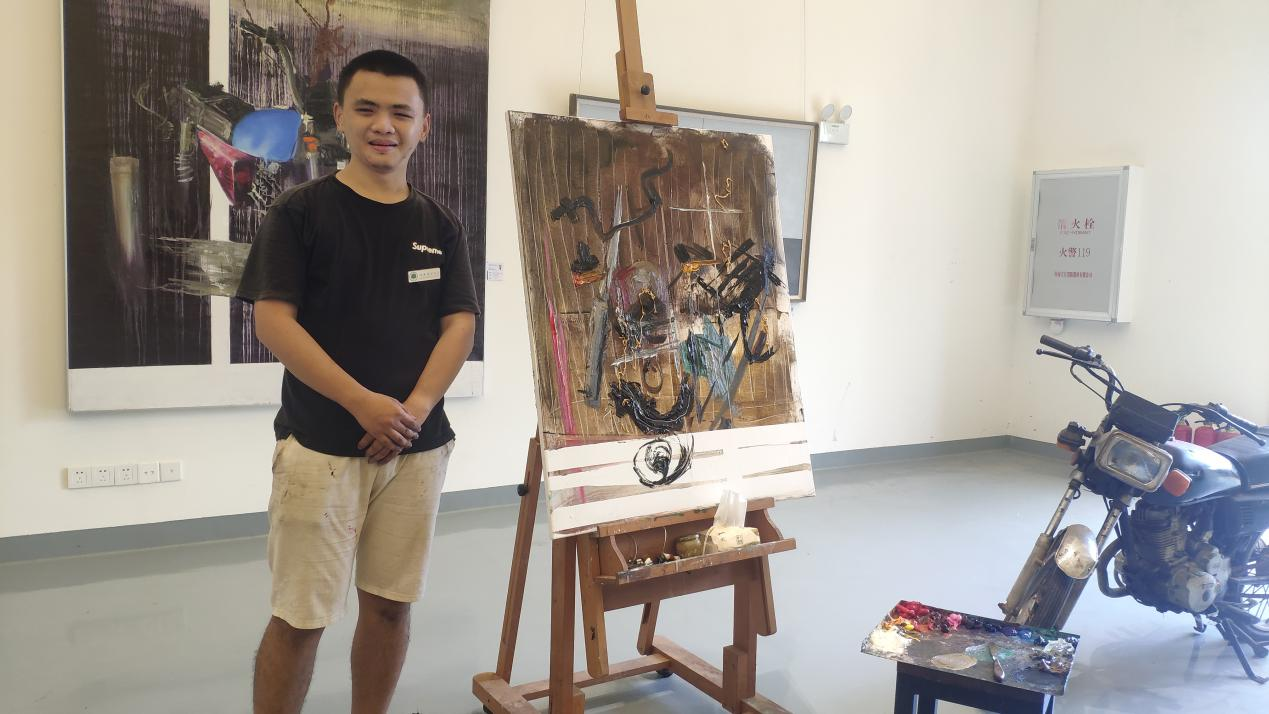 美术学院2022届艺术硕士毕业生叶祝川、孙司维油画作品展开幕