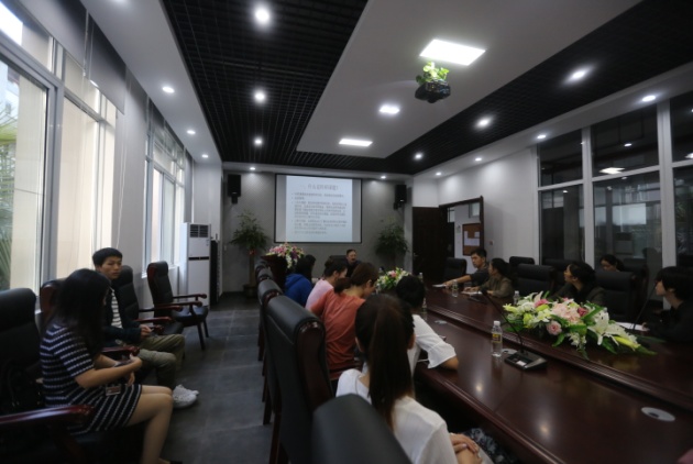 美术学院主办“中国高校美术教师教育联盟”会议