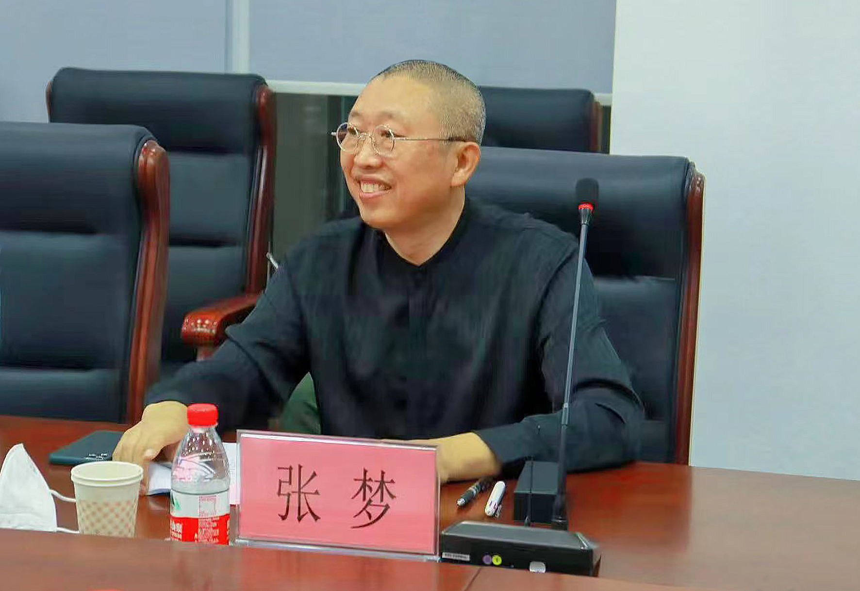 艺术 科技 融合：海南国际设计岛&武汉设计之都设计教育交流会在美术学院成功举办