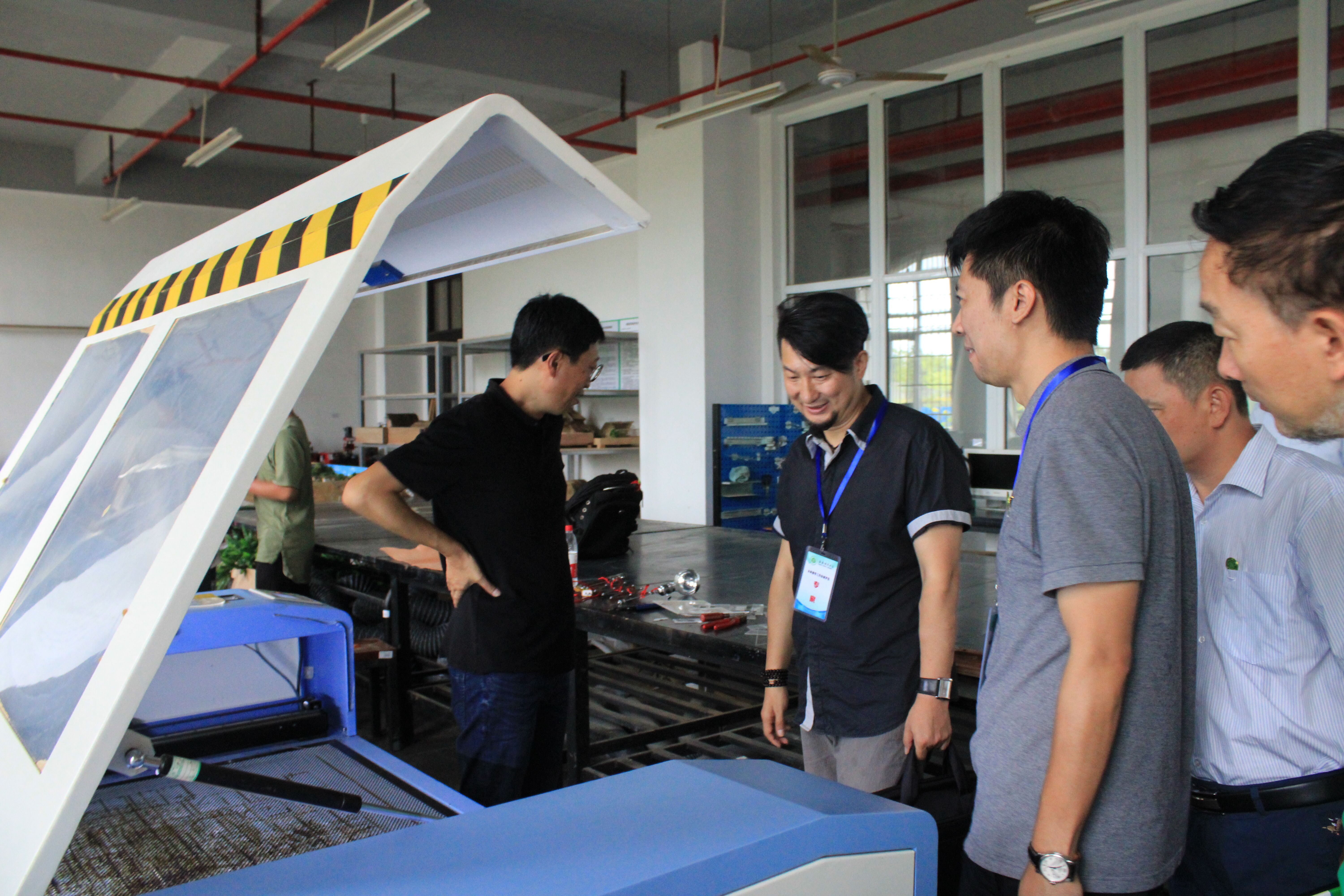 美术学院积极迎接本科教学预评估专家考察工作