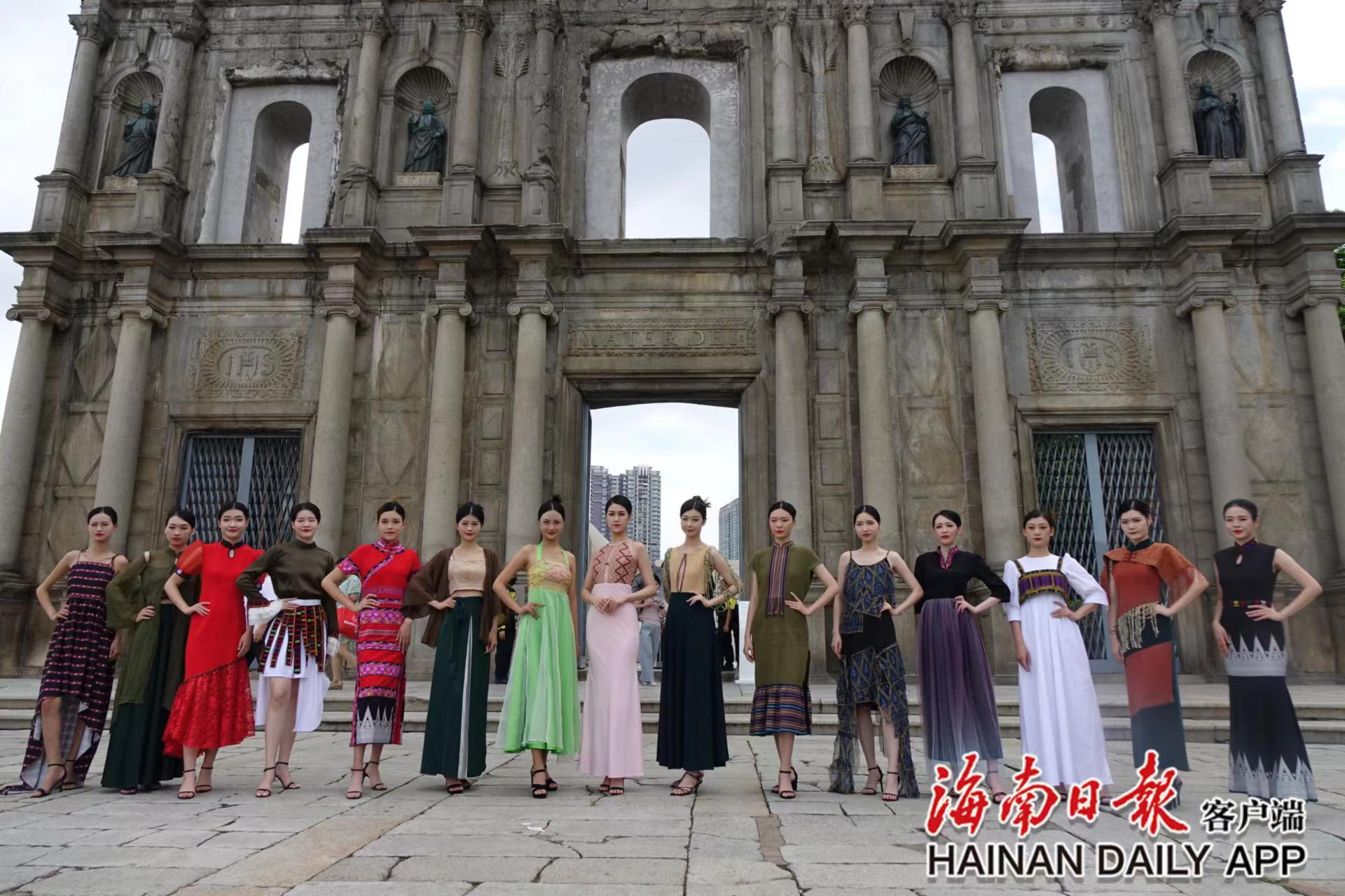 我院主持设计并成功完成“根与魂——海南省非物质文化遗产展览”策展与设计工作