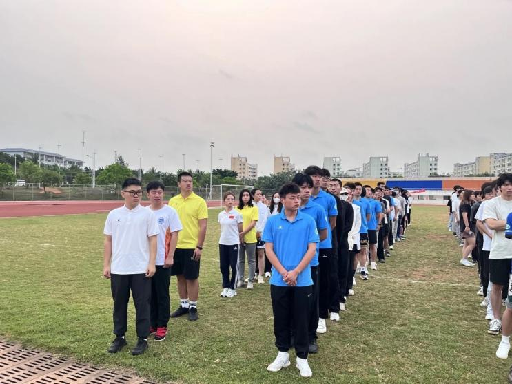 记我院硕士研究生开展爱国主义教育暨阳光晨跑活动