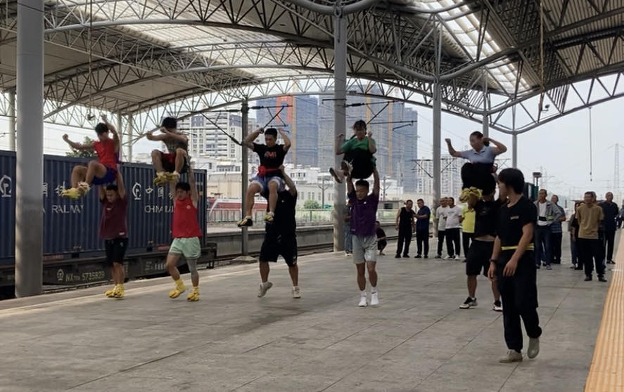 祝贺星空游戏官方北狮队在第15届全国大学生龙狮锦标赛中荣获佳绩