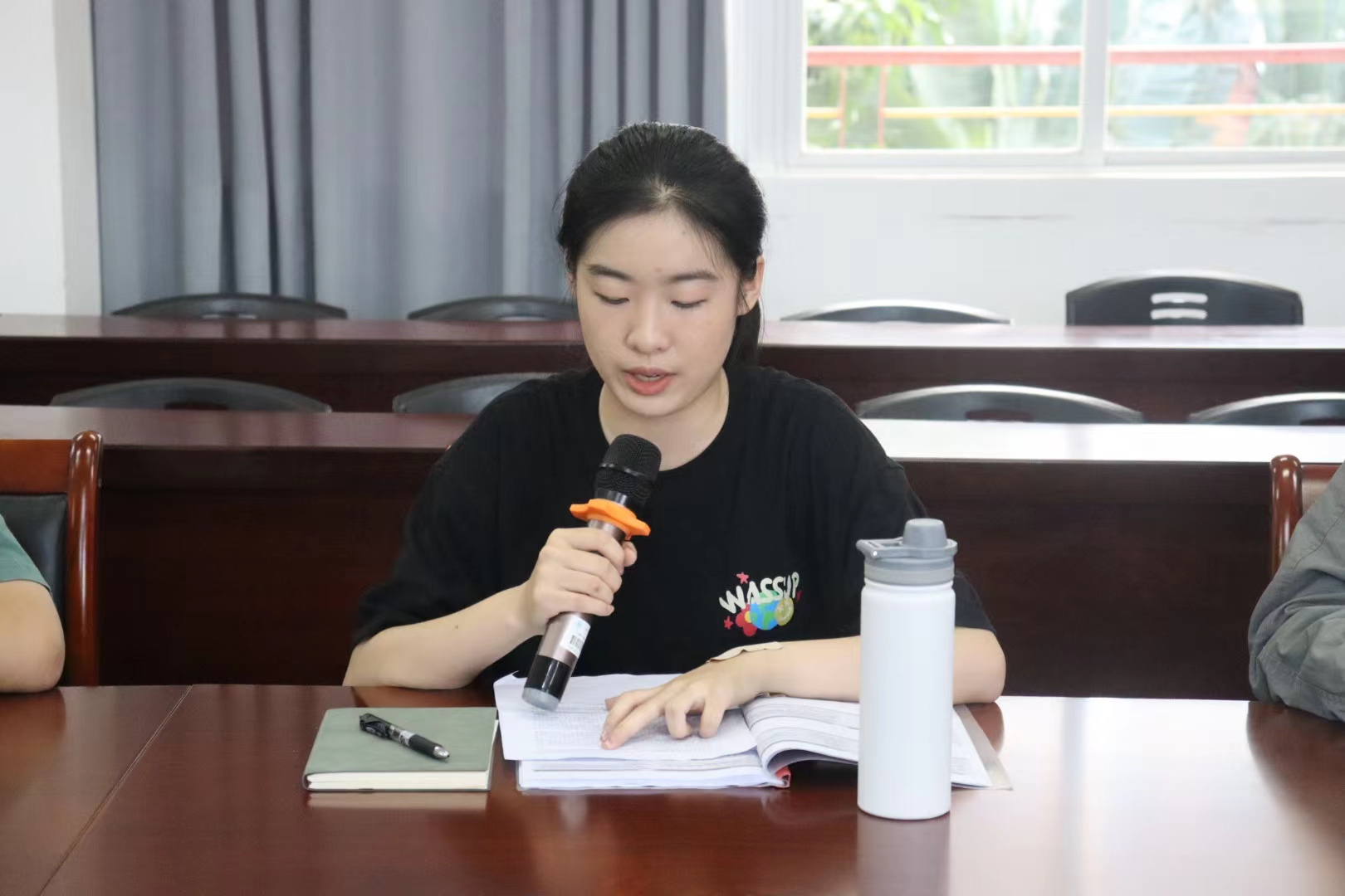 法学院召开2023-2024学年第一学期师生交流会