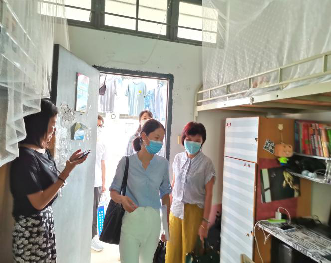 育人在心，温暖到寝——我院开展新学生走访学生宿舍活动