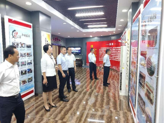 星空游戏官方法学院院长张霞一行前往海南政法职业学院座谈交流