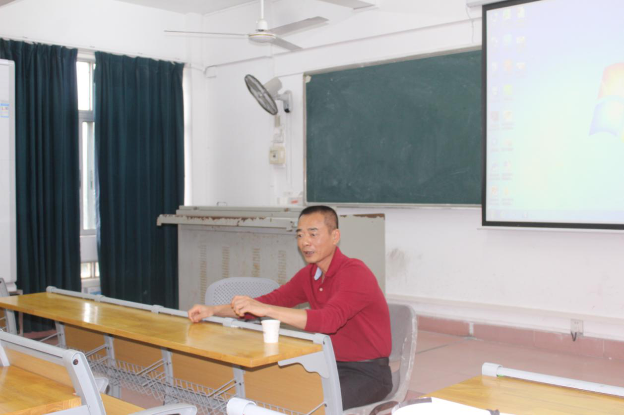 法学院党委组织召开2018年度党组织书记抓基层党建述职评议考核会议