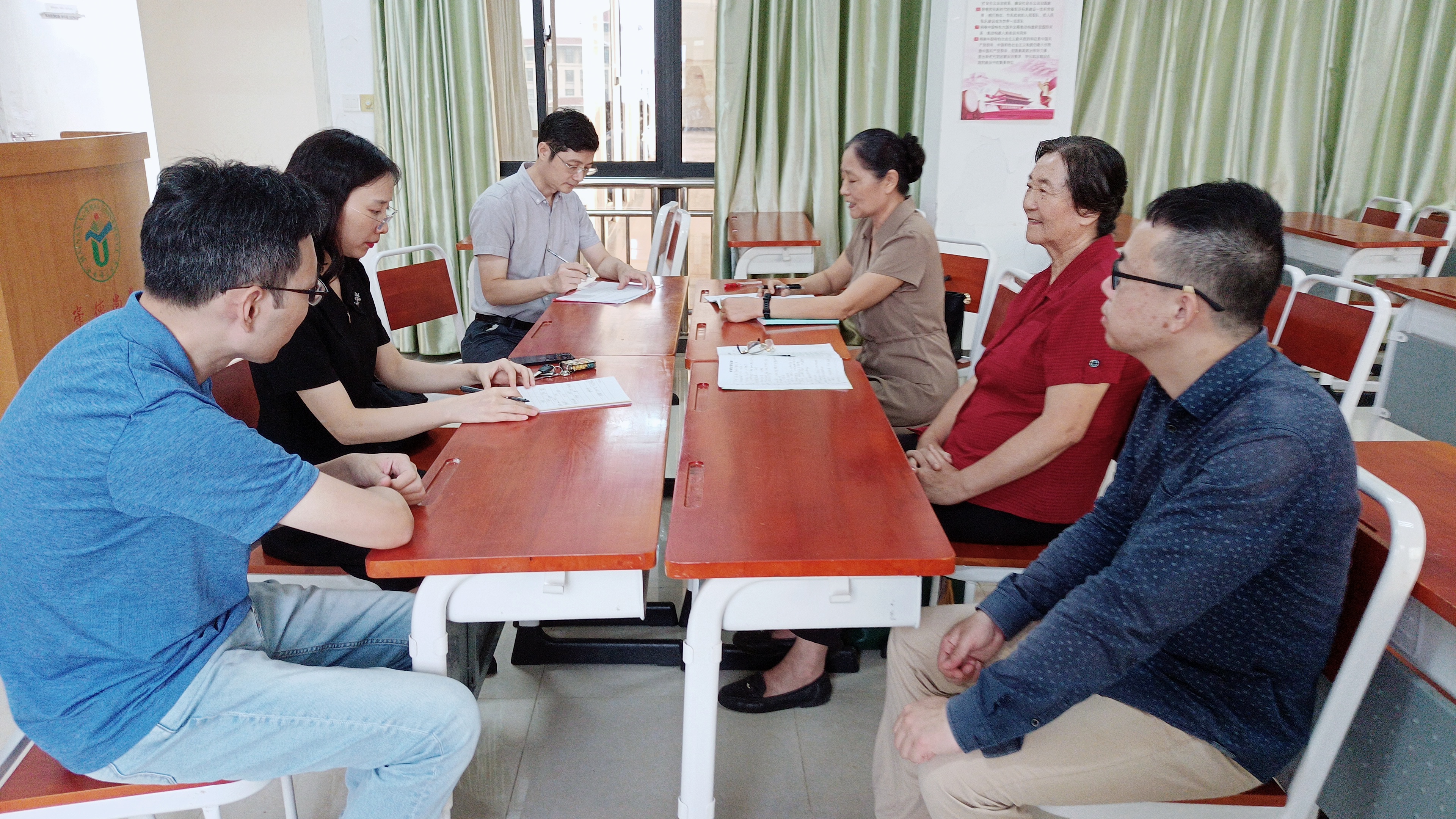 “督”教学“导”发展 校院两级教学督导助力新教师成长