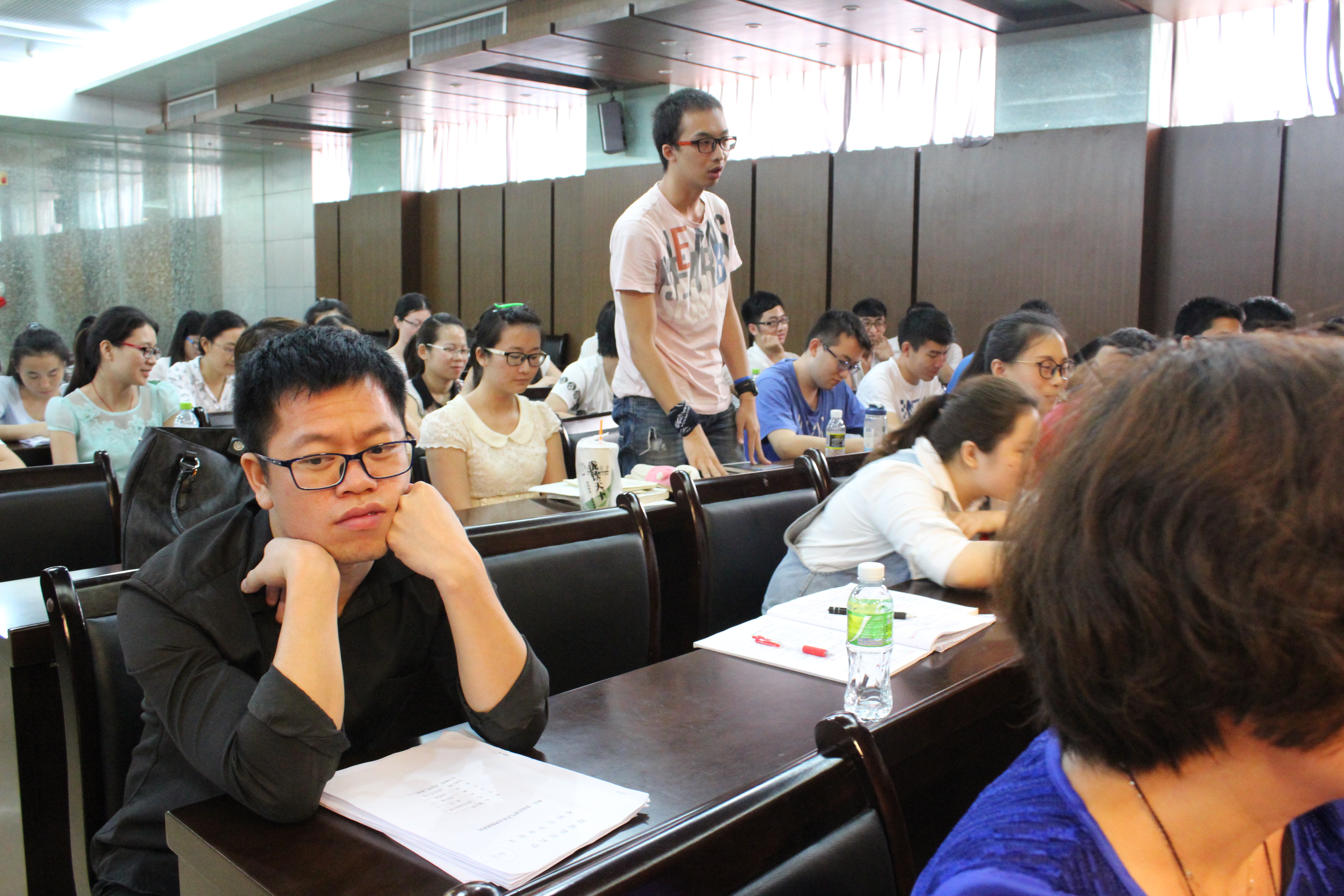 省社科联党组书记、主席赵康太来我校讲学